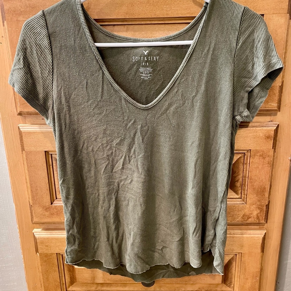 American eagle t-shirt
